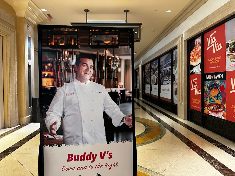Buddy V's sign with Buddy Valastro