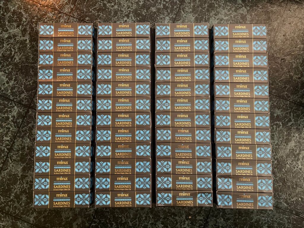 Ordered 2 cans and received 48!!!