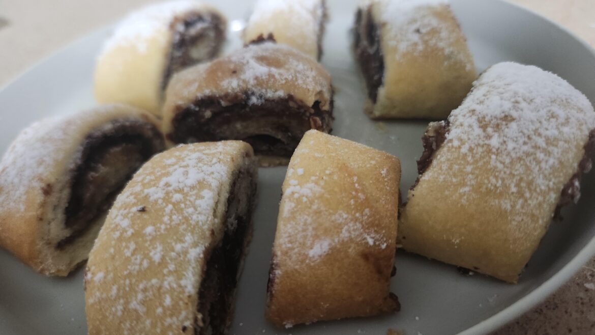 Rolledup Nutella Nuts Cookies