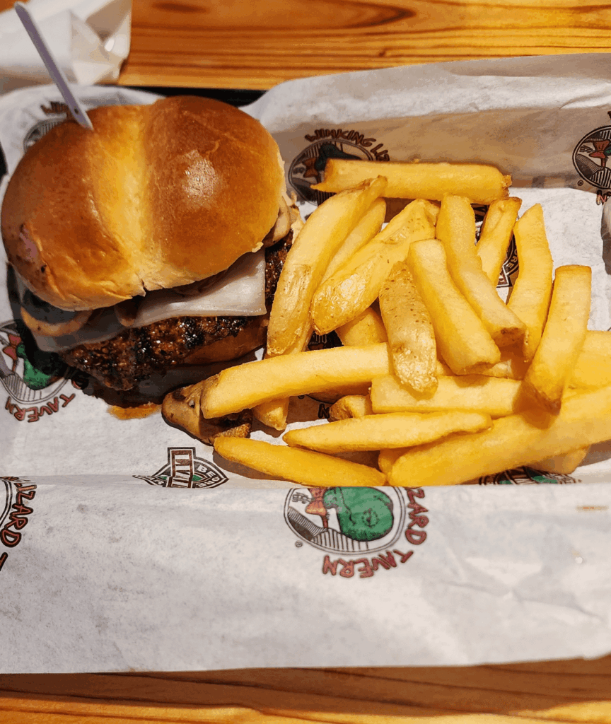 Bayou Burger,Winking Lizard Tavern.