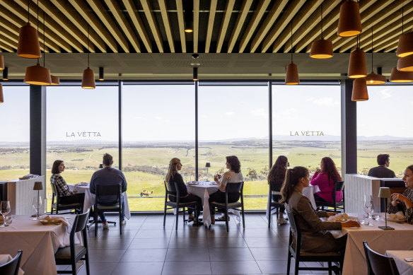 La Vetta’s elevated dining room has expansive views.