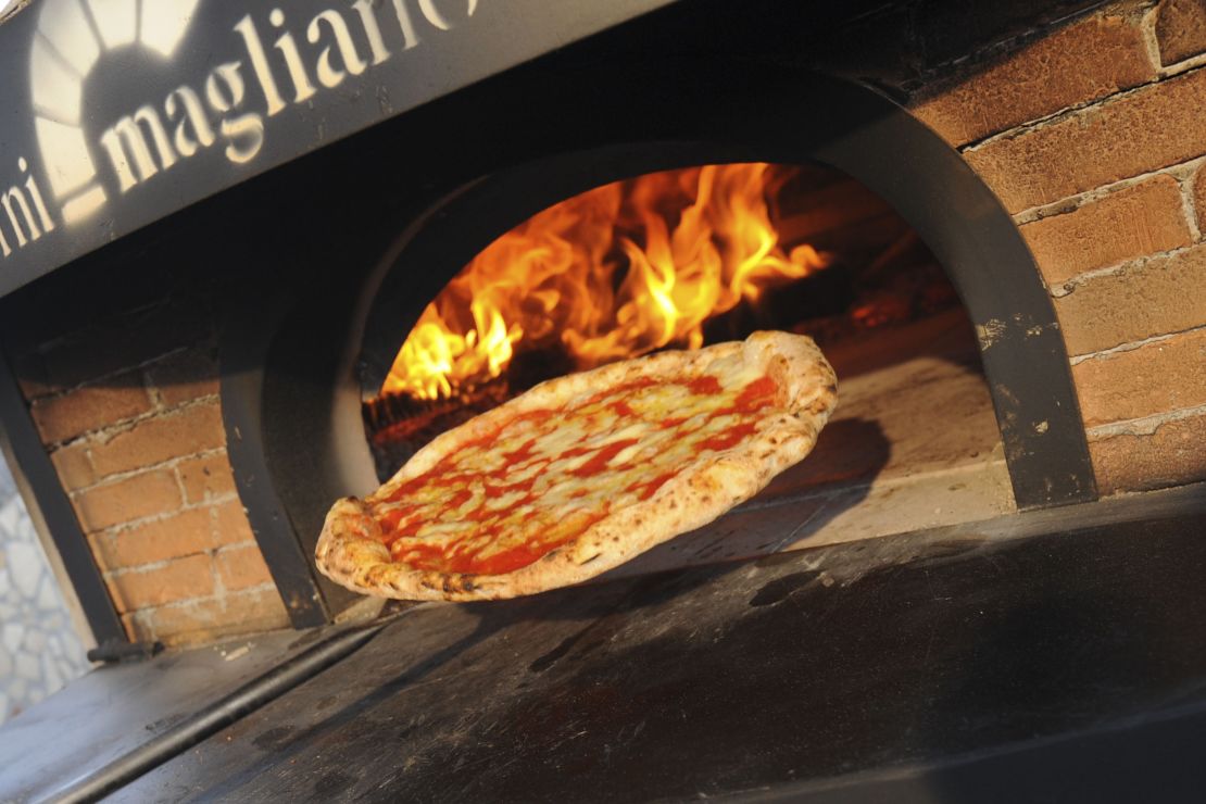 Looking for the best pizza? Your search is over in Naples.