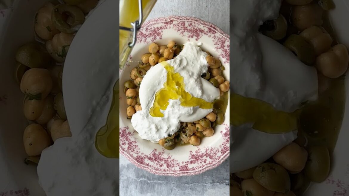 One Pot One Portion, Triple Lemon Chickpeas with Burrata & Green Olives | Dinner for One One Pot One Portion, Triple Lemon Chickpeas with Burrata & Green Olives | Dinner for One