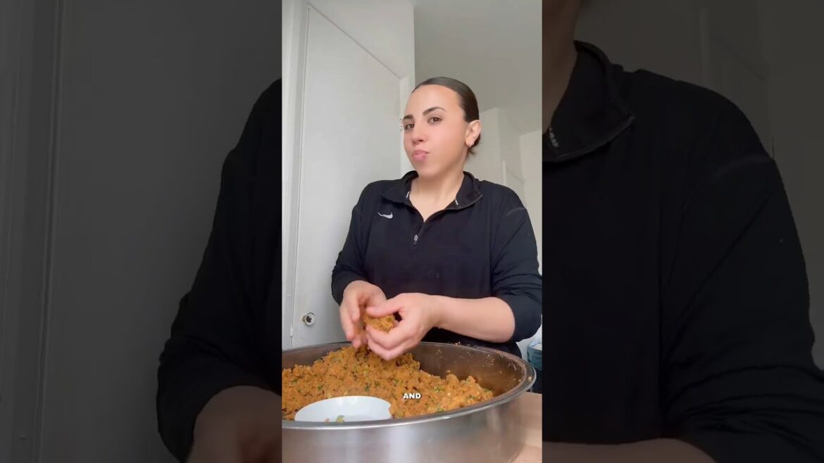 Mercimek Köftesi | Viral Turkish Lentil Bites Mercimek Köftesi | Viral Turkish Lentil Bites