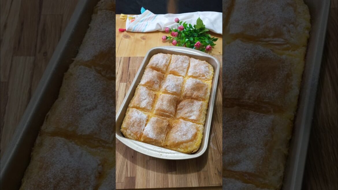 Placinta greceasca Bougatsa Placinta greceasca Bougatsa