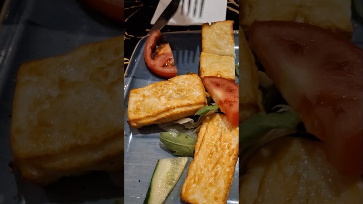 Delicious Halloumi #food #shorts #video #friends #halloumi #turkish