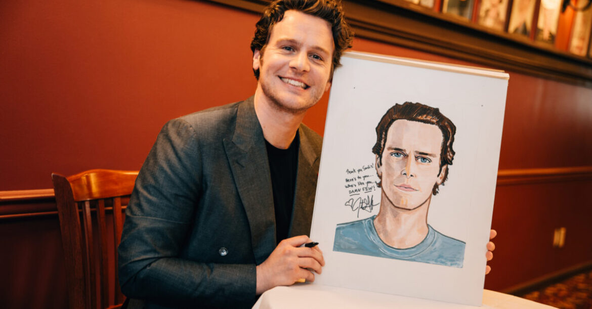 5 Reasons to Visit Sardi's, the Restaurant Beloved by Broadway Stars