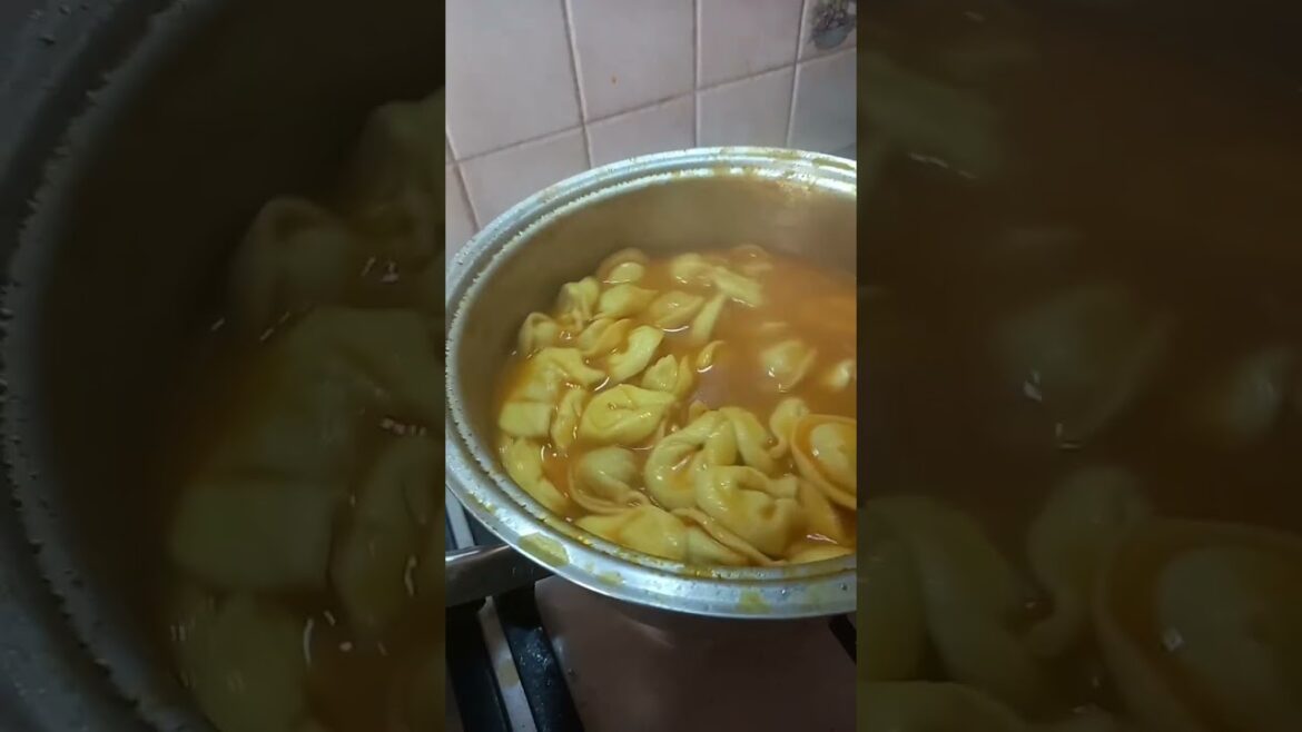 Tortellini in brodo #zibos #tortellini #pranzo #scuola #casadeinonni