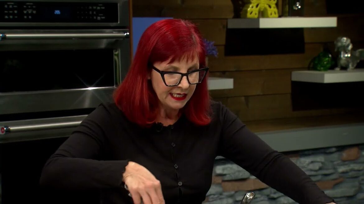 Alison Tucker Makes Moroccan Chicken with Saffron Alison Tucker Makes Moroccan Chicken with Saffron