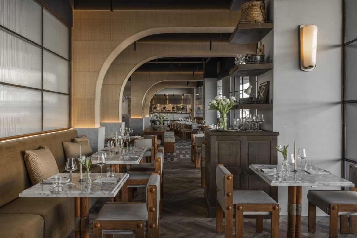 Juliet Restaurant in Culver City offers mediocre, overpriced French food