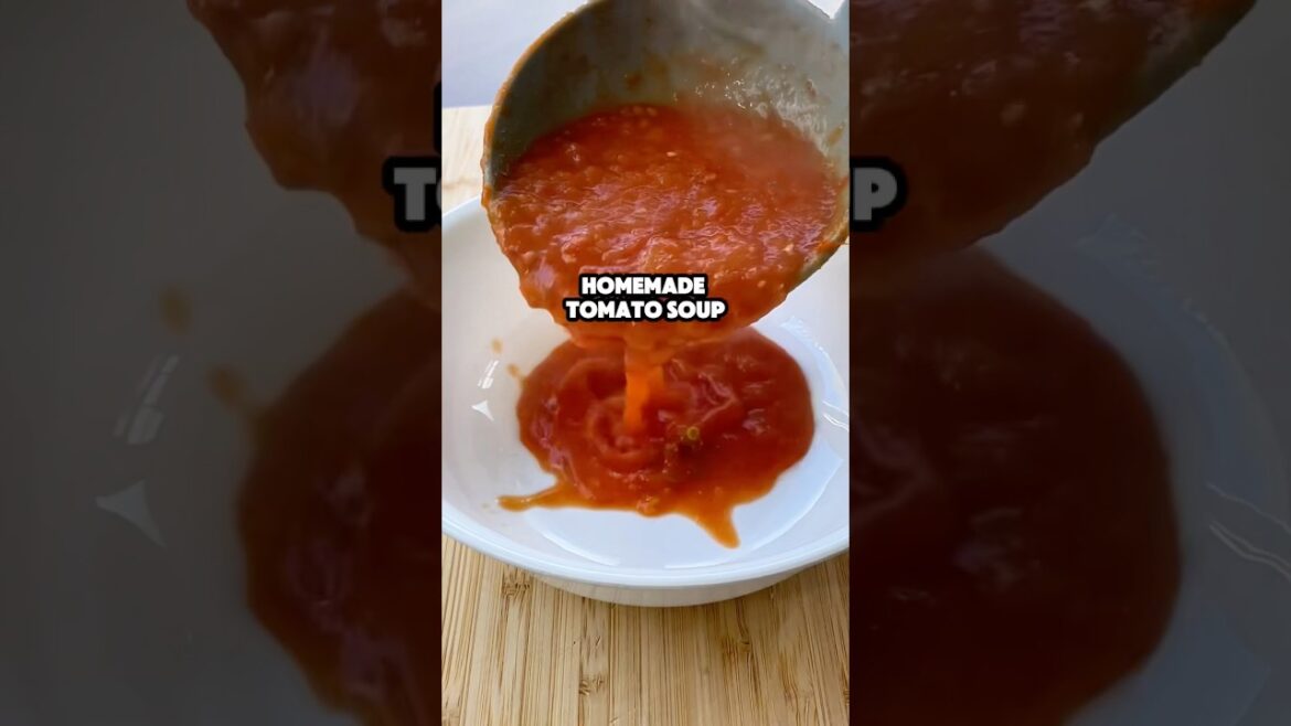 EASIEST FALL/AUTUMN Roasted Tomato Soup Recipe (Fresh Garden Tomatoes) #shorts #food EASIEST FALL/AUTUMN Roasted Tomato Soup Recipe (Fresh Garden Tomatoes) #shorts #food
