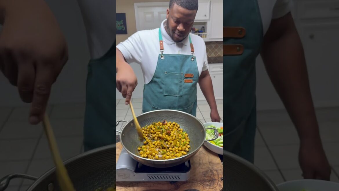 How to make Coconut Curry Chickpea #vegan #veganrecipes How to make Coconut Curry Chickpea #vegan #veganrecipes