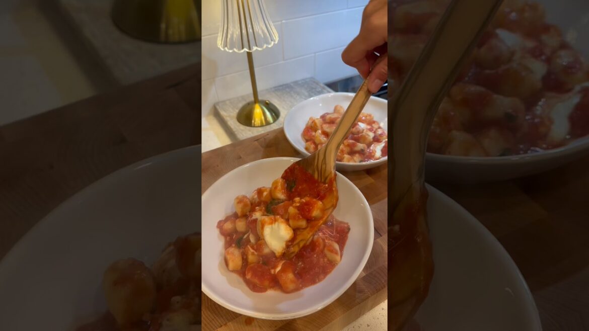 Baked Ricotta Gnocchi with Tomato Basil Sauce #pasta #cooking #recipe Baked Ricotta Gnocchi with Tomato Basil Sauce #pasta #cooking #recipe