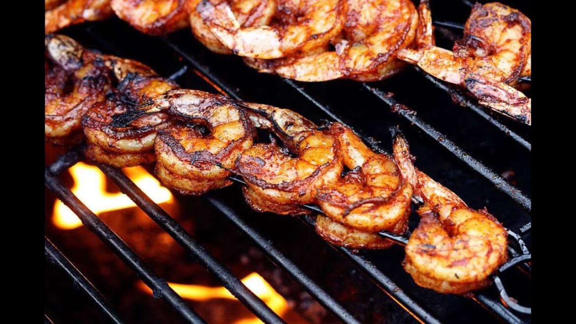How to Make BBQ Grilled Shrimp Skewers