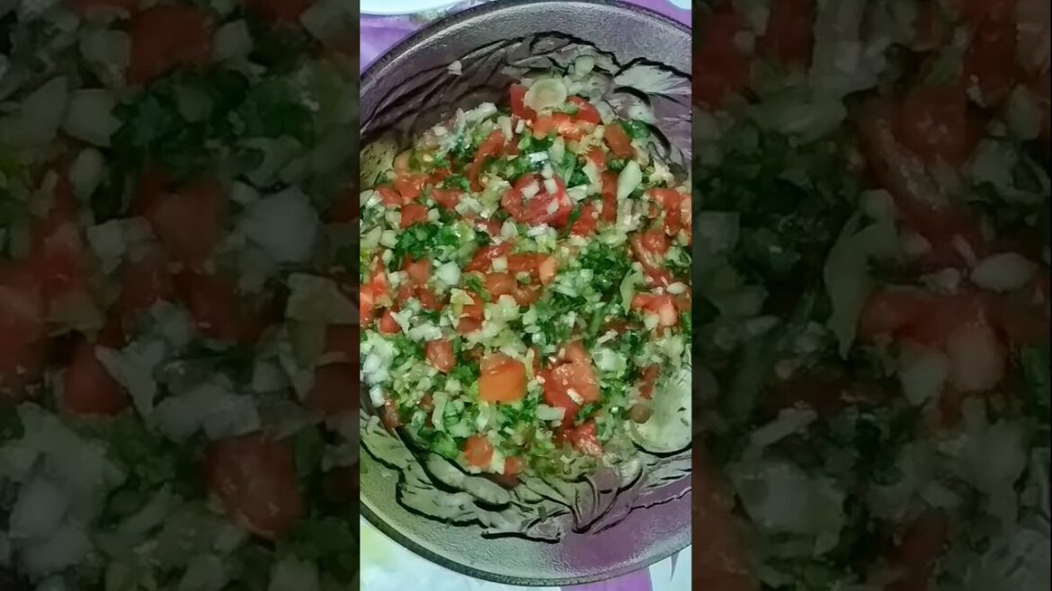 سلطة مغربية منعشة بالخضار | وصفات مغربية سهلة