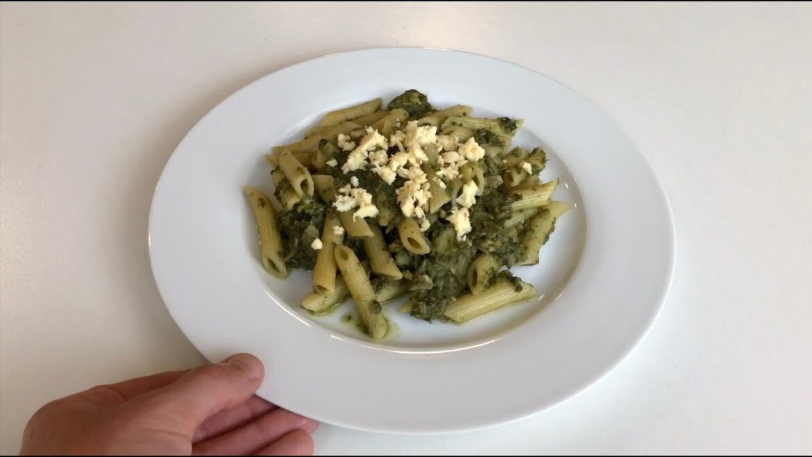 SPINACH & FETA PENNE PASTA