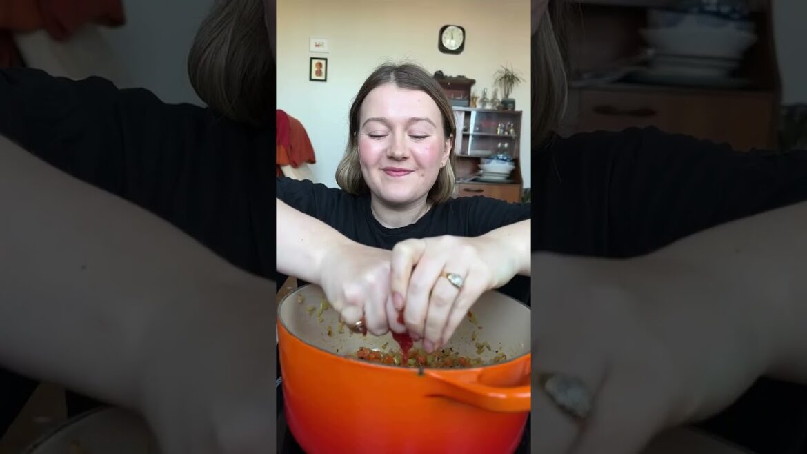 RIBOLLITA – Spooning EP3 #recipe #nicee #custardtartrecipe RIBOLLITA - Spooning EP3 #recipe #nicee #custardtartrecipe