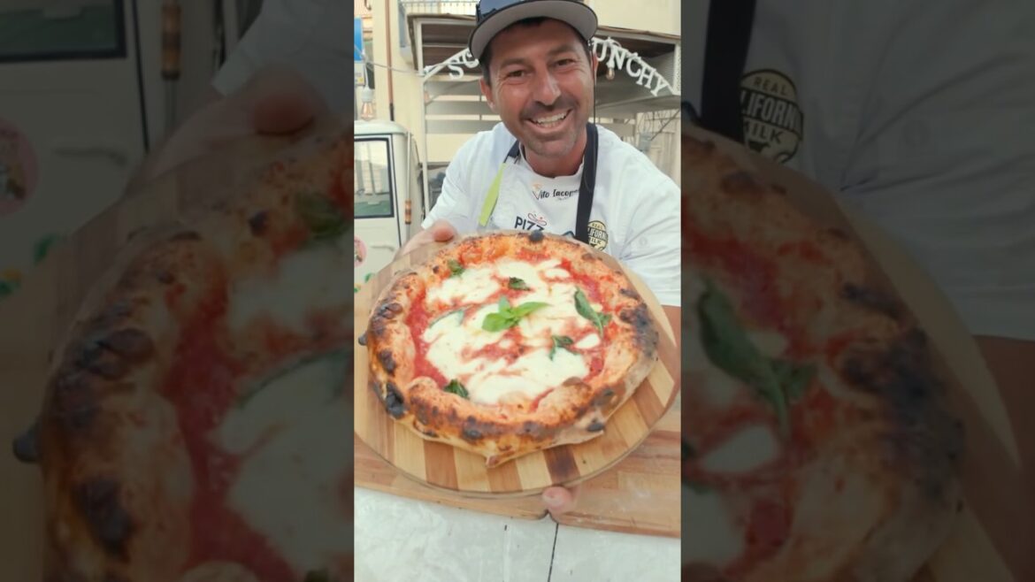 How to make real Neapolitan pizza Margherita w/ @vitoiacopelli #shorts How to make real Neapolitan pizza Margherita w/ @vitoiacopelli #shorts