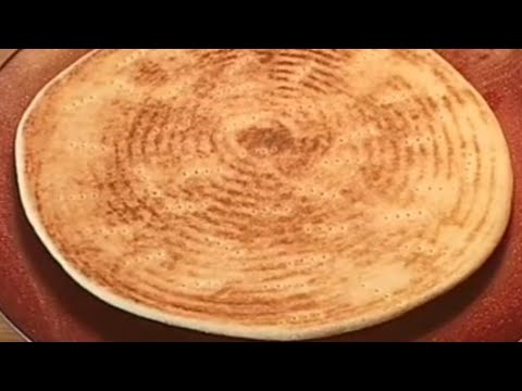 Aghroum, kesra galette de pain algérienne Aghroum, kesra galette de pain algérienne