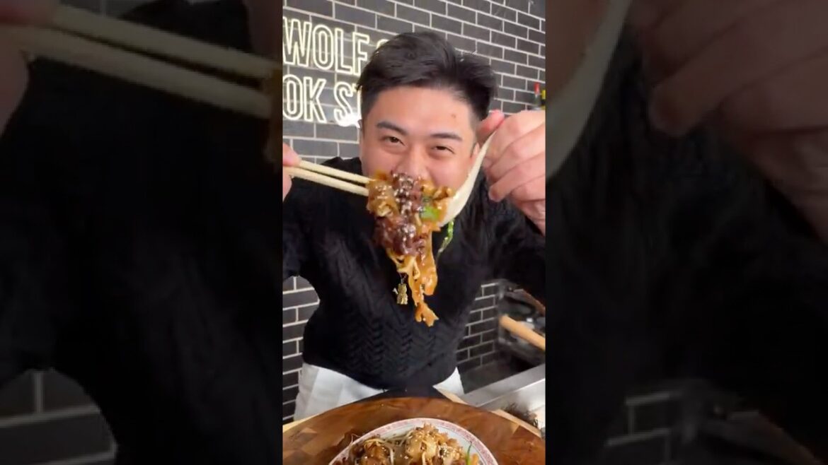 THE ONLY BEEF CHOWFUN RECIPE YOU’LL EVER NEED #shorts