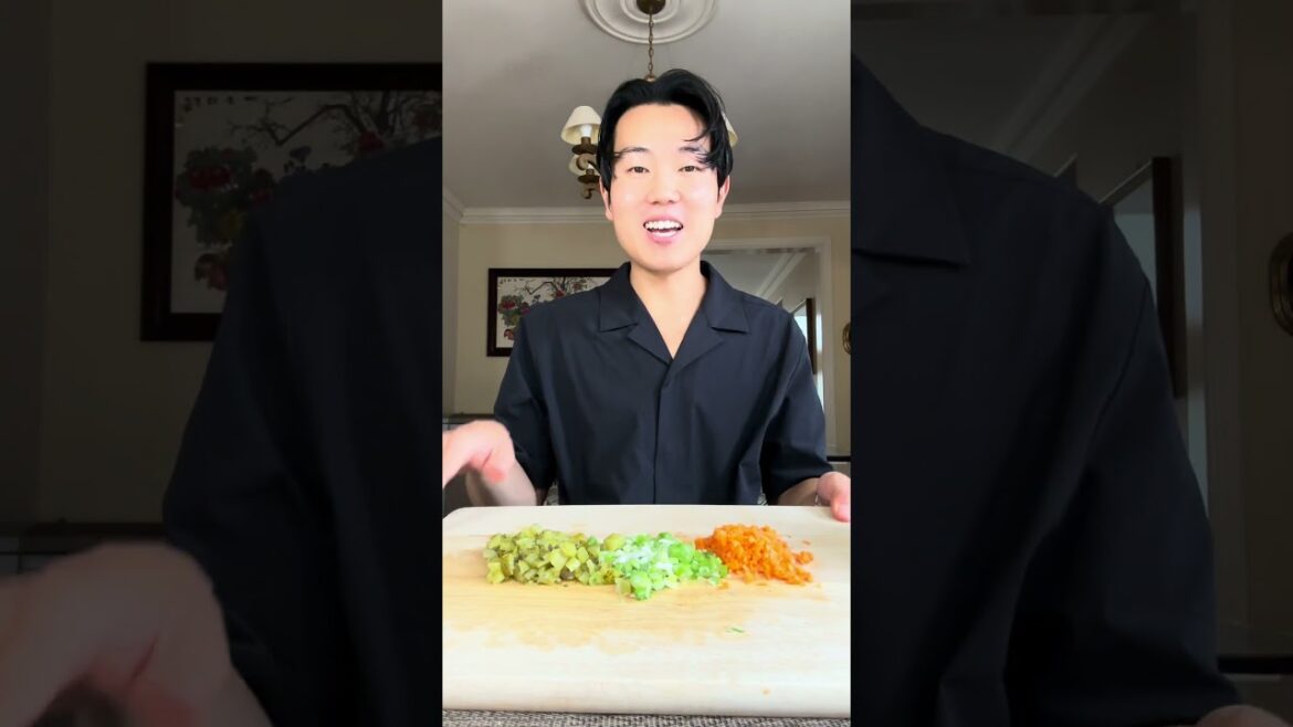 healthiest egg salad recipe out there #eggsalad #eggrecipe #cottagecheese #highprotein