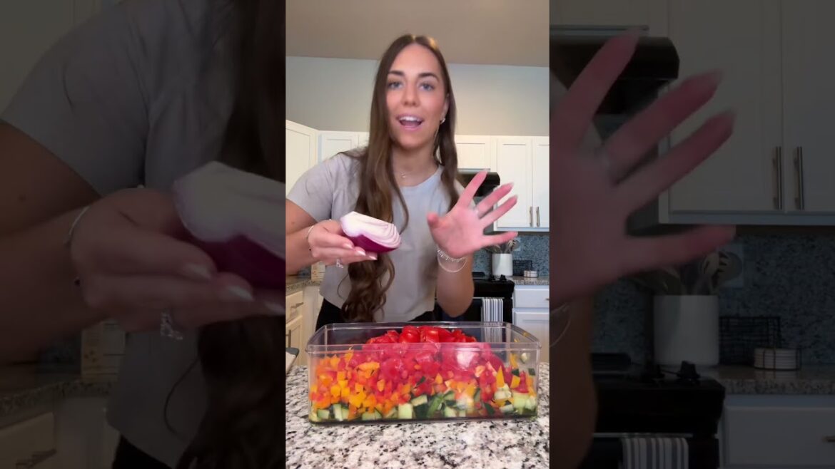 what should I add to it next week?! ✨ #mealprep #pastasalad #easyrecipe #mealideas #food