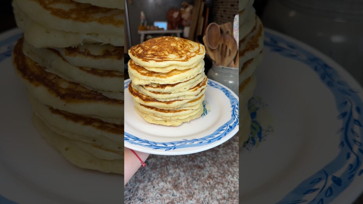Deliciosos buttermilk pancakes receta fácil #subscribe #shorts #buttermilkpancakes #cookingshorts