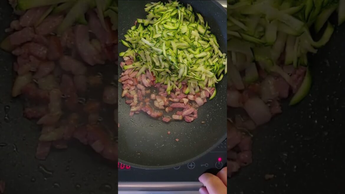 PASTA ZUCCHINE E PANCETTA