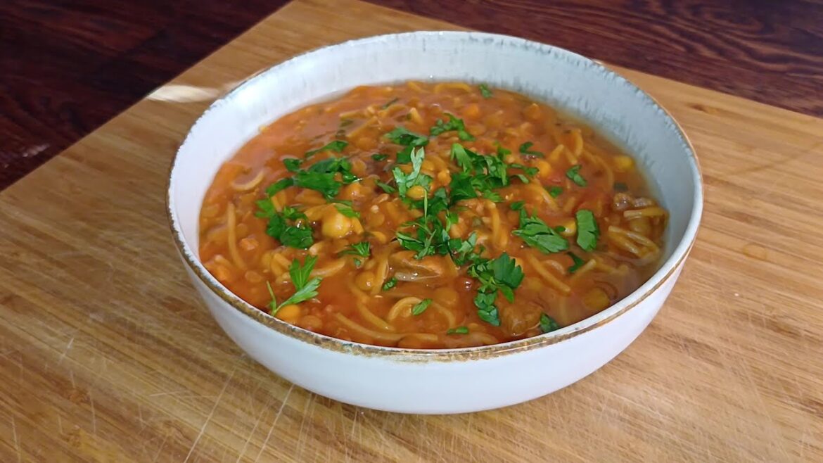 Harira – Moroccan Tomato Soup with Chickpeas and Lentils!