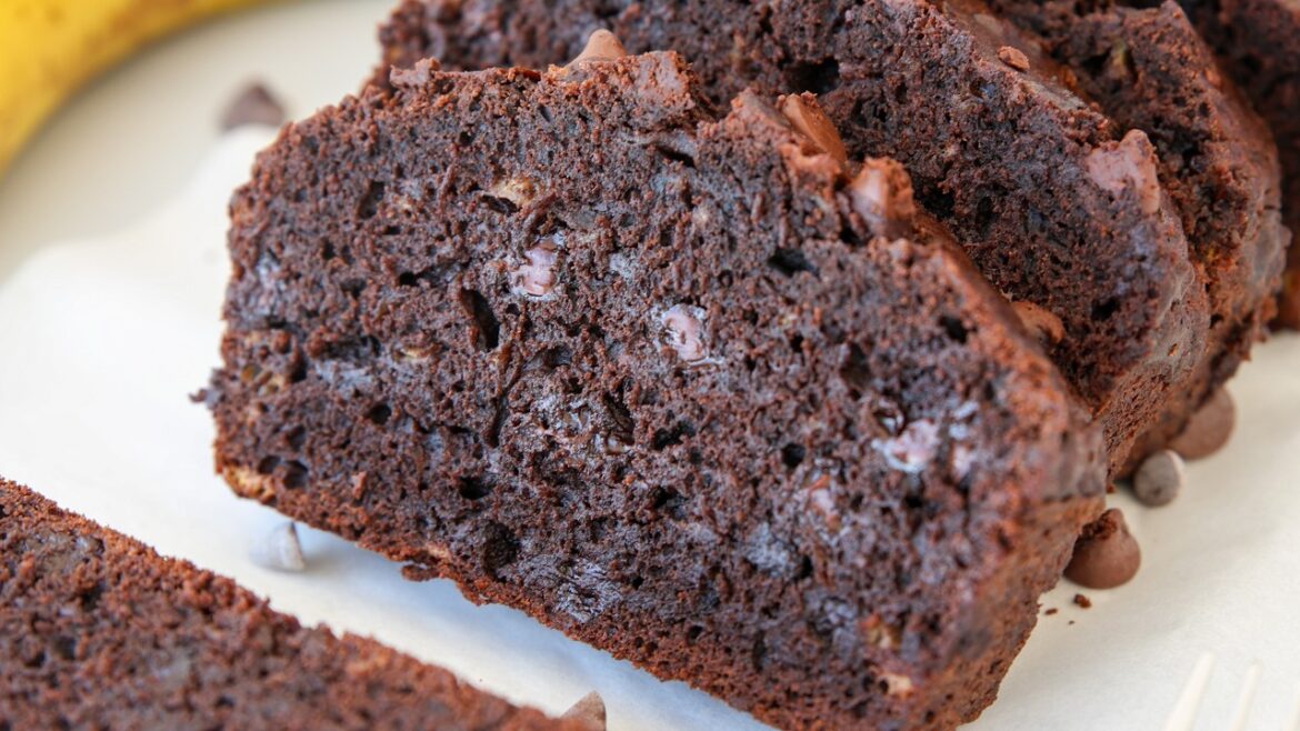 Chocolate Banana Bread That Melts in Your Mouth