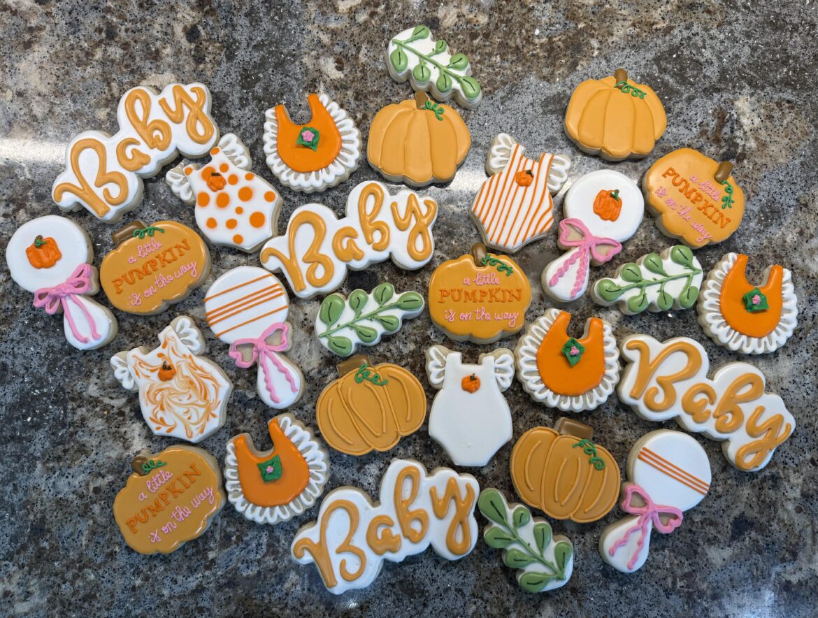 A little pumpkin is on the way 🥰