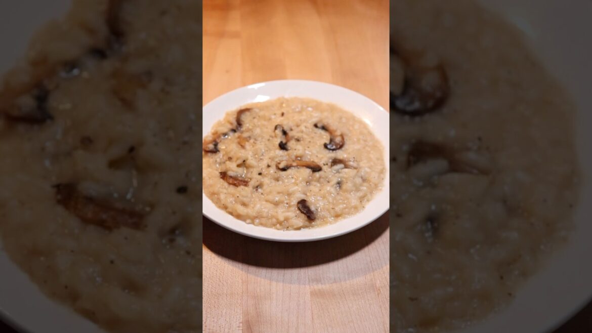 Mushroom Risotto. #recipe #easyrecipe #food #foodasmr #shorts Mushroom Risotto. #recipe #easyrecipe #food #foodasmr #shorts