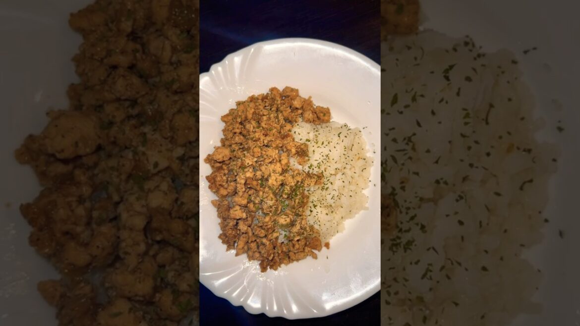 This Tastes WAY Too Good for Just 5 Ingredients – Ground Turkey & Rice This Tastes WAY Too Good for Just 5 Ingredients – Ground Turkey & Rice