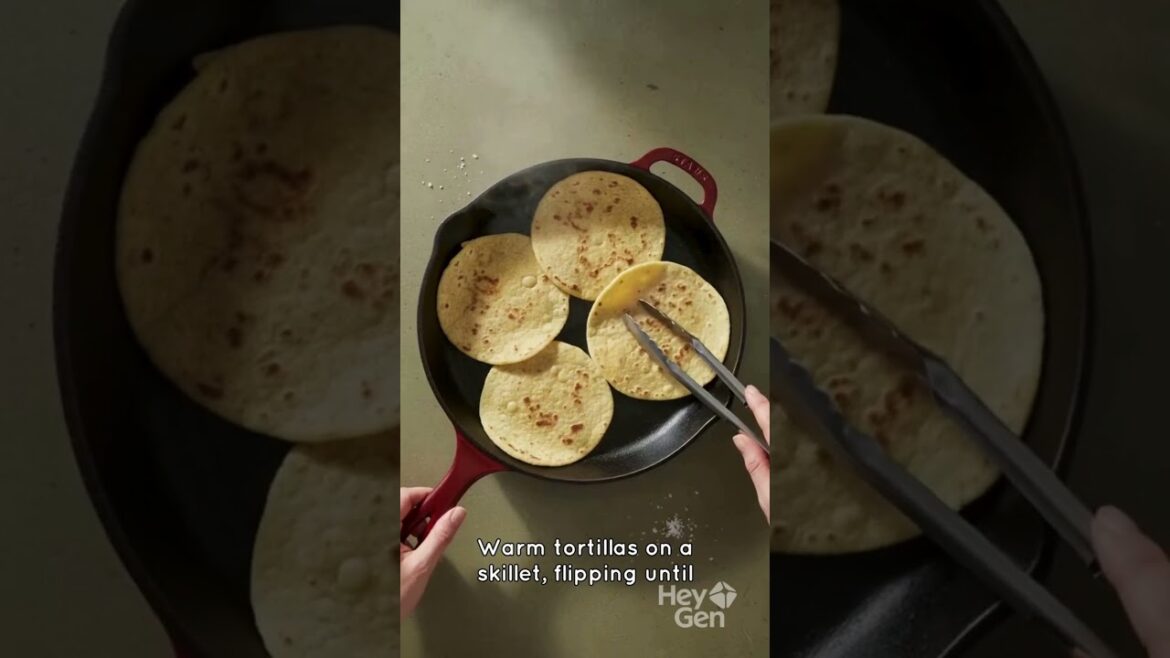 Turkey & Cranberry Breakfast Wrap/ #short #trending #food #books Turkey & Cranberry Breakfast Wrap/ #short #trending #food #books