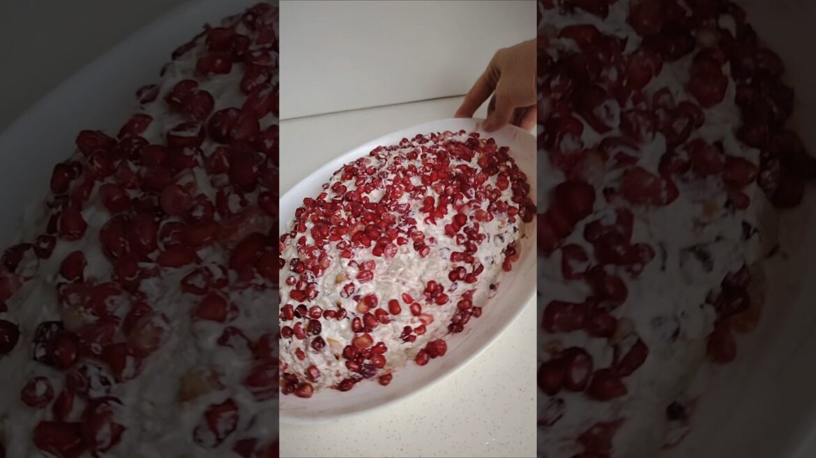 if you like pomegranate salad #shorts #recipe #salad #pomegranate