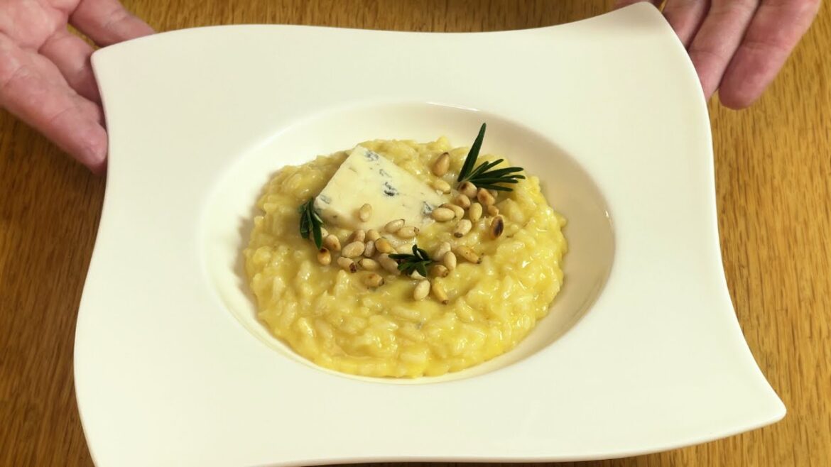 Pumpkin Risotto with Gorgonzola and Pine Nuts | Not a recipe, but a moment Pumpkin Risotto with Gorgonzola and Pine Nuts | Not a recipe, but a moment