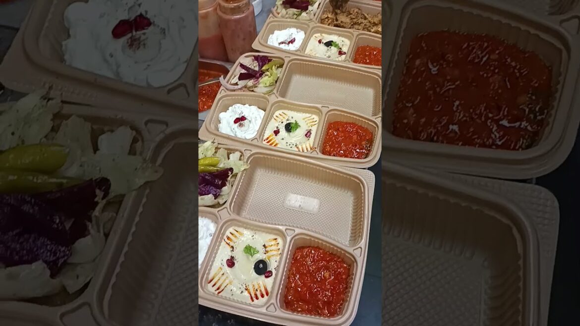 #bestchickenshawarma  shawarma#food #streetfood #youtubeshorts #chickenshawarma #youtubeshorts