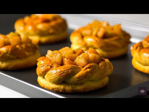 Apple Cinnamon Cheesecake Buns | Whole Wheat Bakery-Style Recipe Apple Cinnamon Cheesecake Buns | Whole Wheat Bakery-Style Recipe