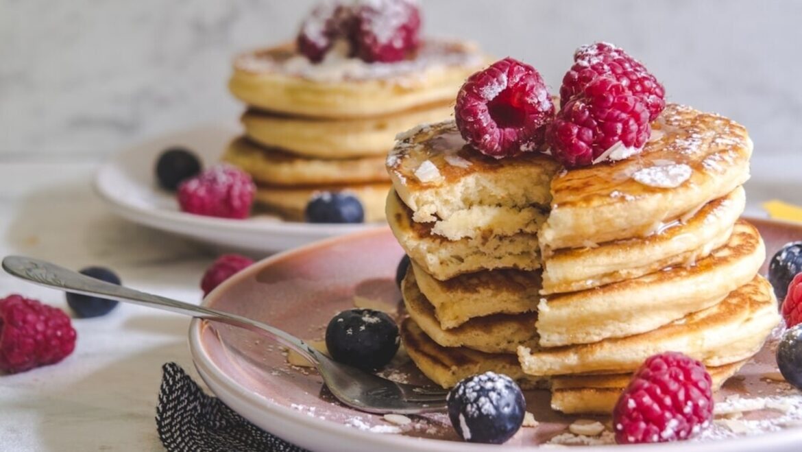 Love having pancakes for breakfast? French biochemist shares what happens in your body when you eat carbs for breakfast
