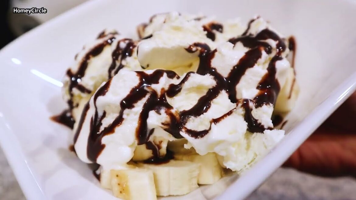 The BEST Banana Split Recipe You'll Ever Try [EASY Recipe!] ~ Homemade Dessert Ideas ~ HomeyCircle