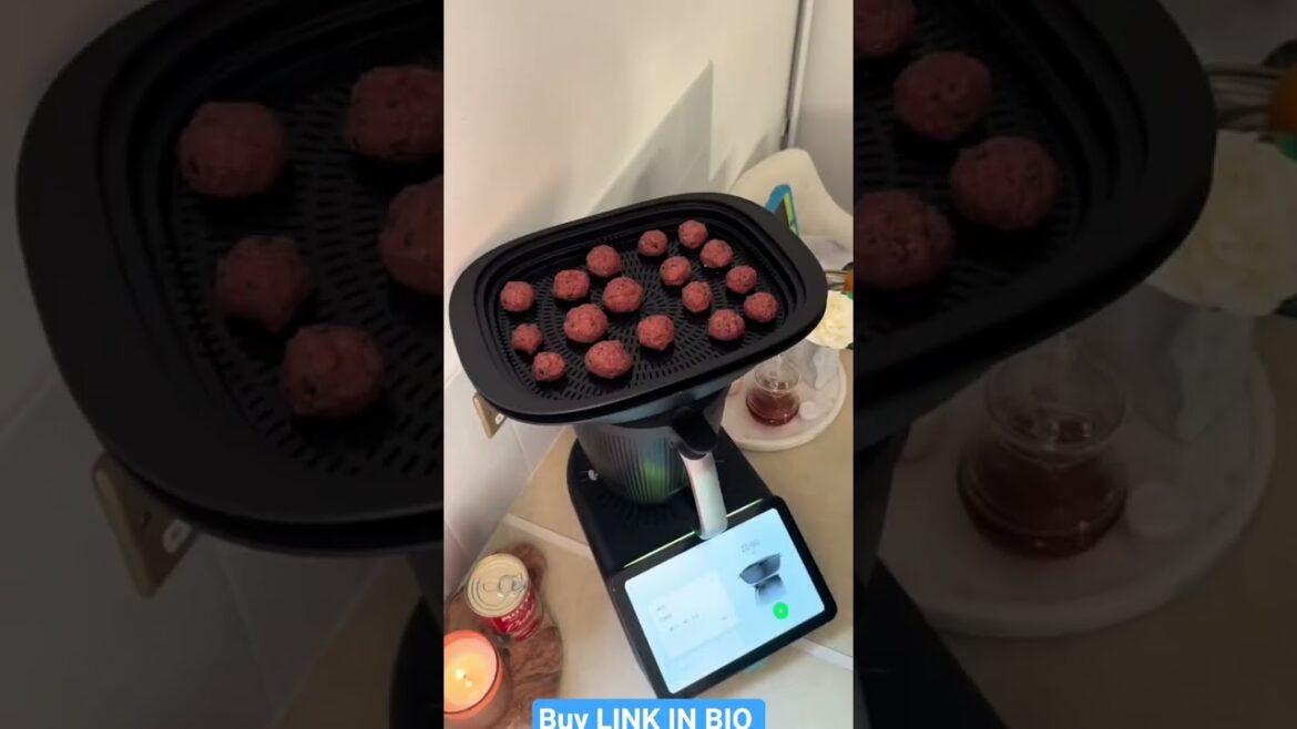 The Italian polpette al sugoHe minced my meat, mixed my ingredients, #thermomix7 #tm7  #cookidoo