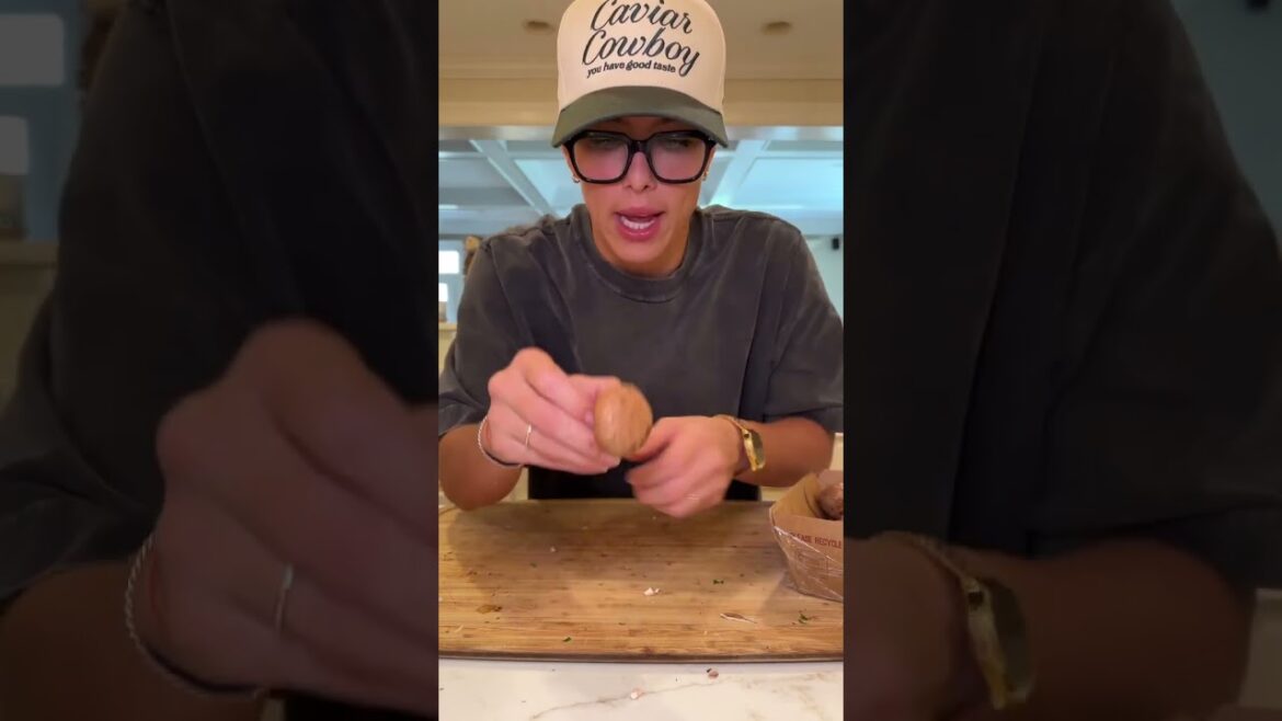 stuffed mushrooms#recipe #holiday #mushrooms #cheese #breadcrumbs #appetizers