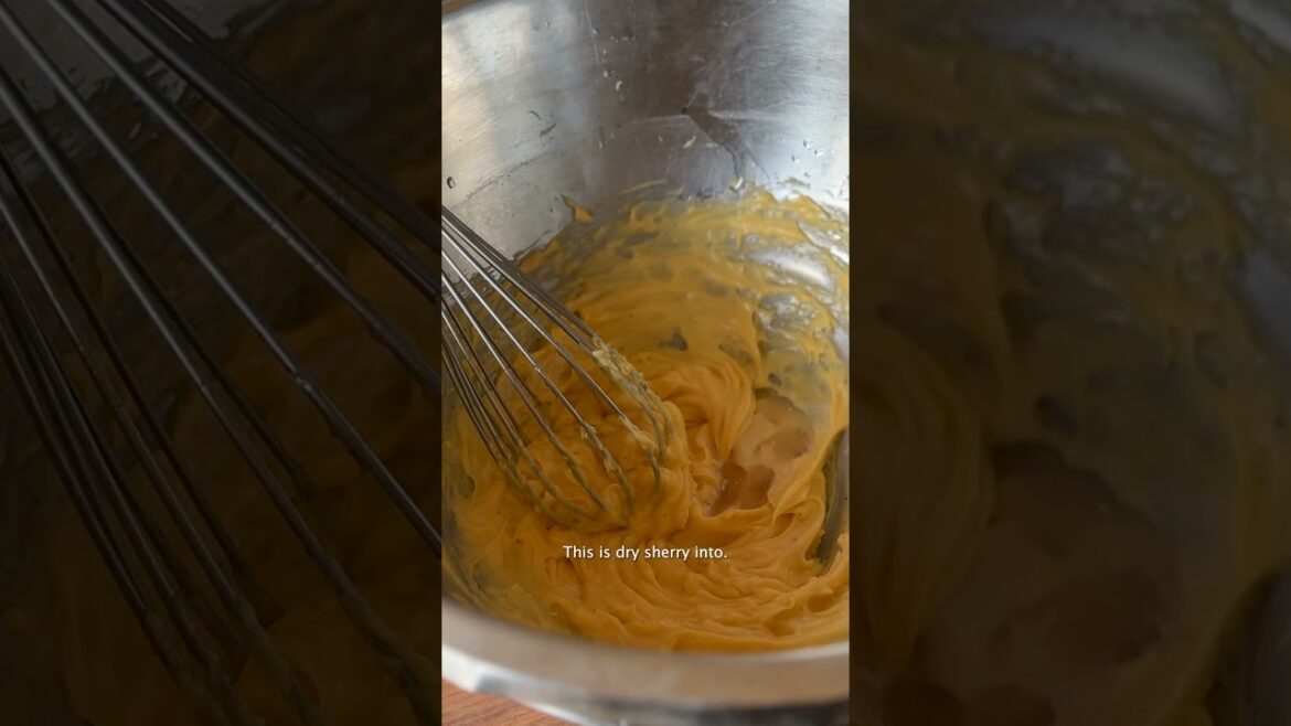 The BEST starter ever. Prawn Cocktail #prawn #shrimp #prawncocktail #recipe #chef The BEST starter ever. Prawn Cocktail #prawn #shrimp #prawncocktail #recipe #chef