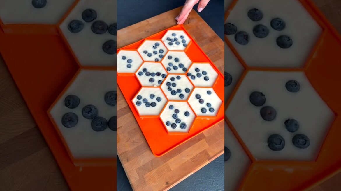 Perfect Pancakes Anytime! | Burger Master Sliders with Blueberry Pancake Portions