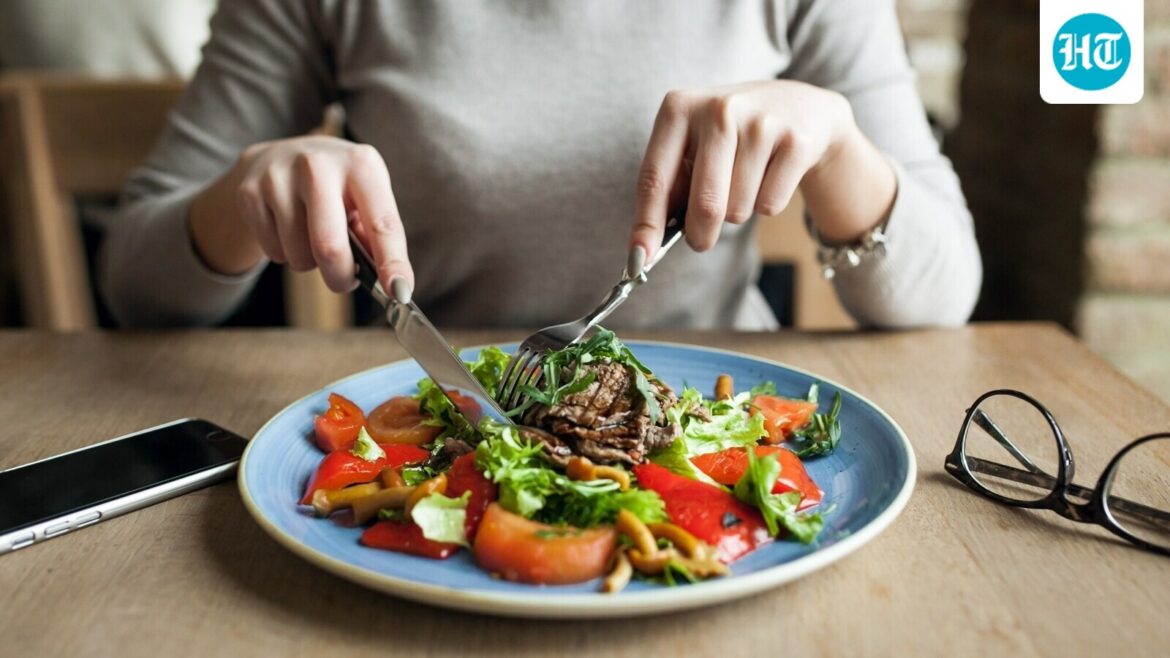 French biochemist explains if fasting can give you a long life: ‘If you eat fewer calories…’ French biochemist explains if fasting can give you a long life: 'If you eat fewer calories...'