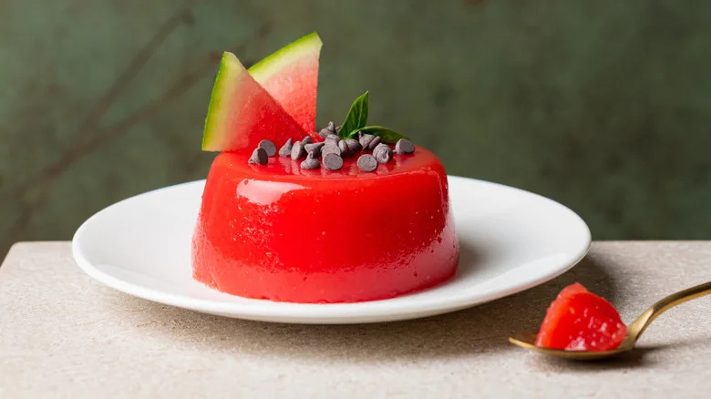 Gelo di melone on a white plate
