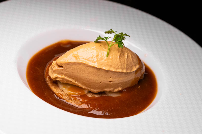 1929 by Guillaume Galliot is a fine French restaurant in Shanghai. 