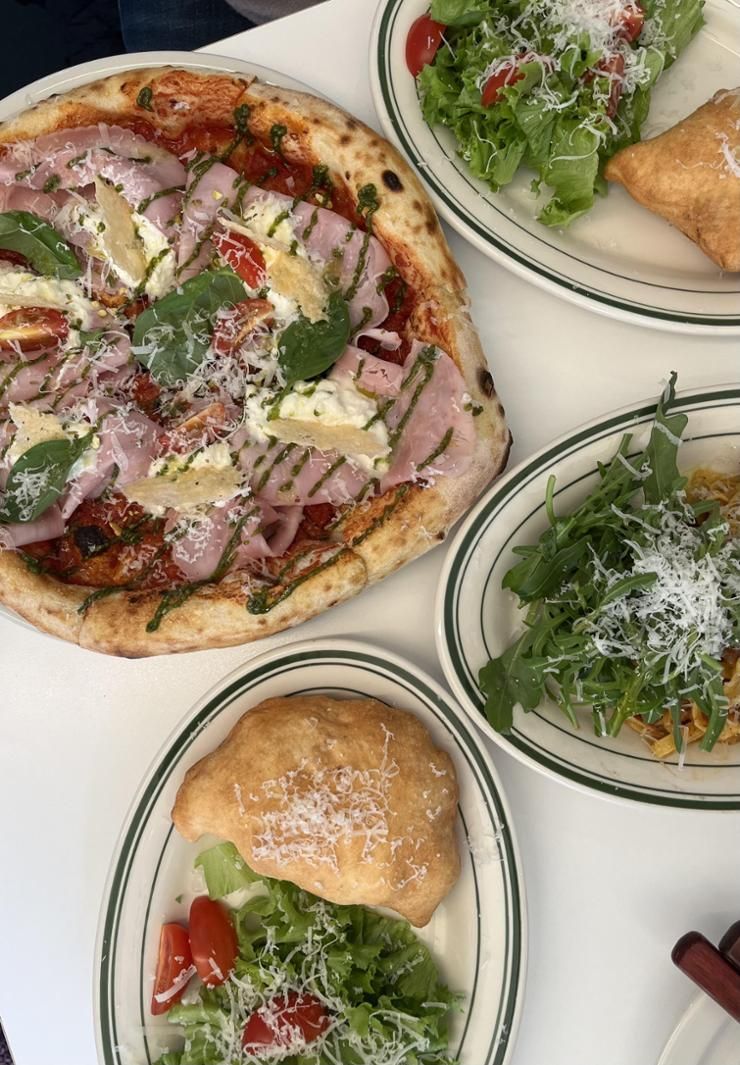 Mangwon-dong has some serious competition in the restaurant scene but when it comes to Neapolitan pizza, Polveri has your back. Run by chef Kim Chan-gyum, the small pizzeria offers both classics and specials. Courtesy of Han Sang-hee
