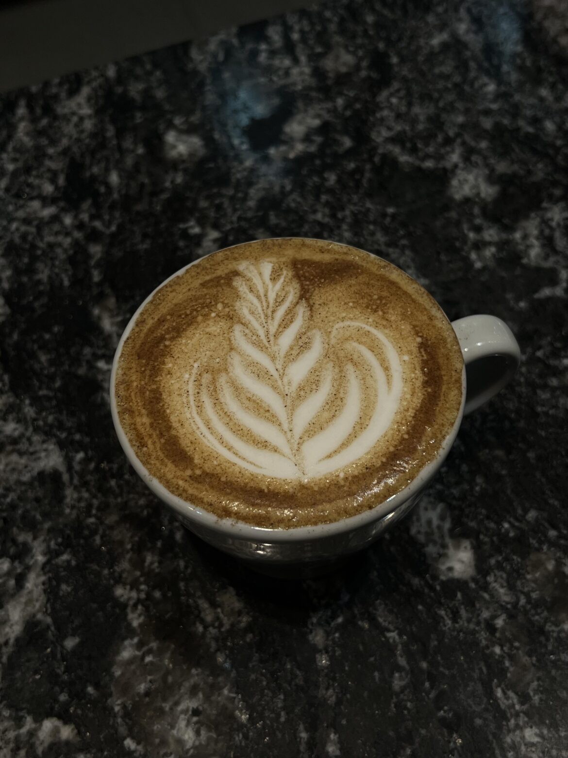 Coffee + cinnamon 🤩