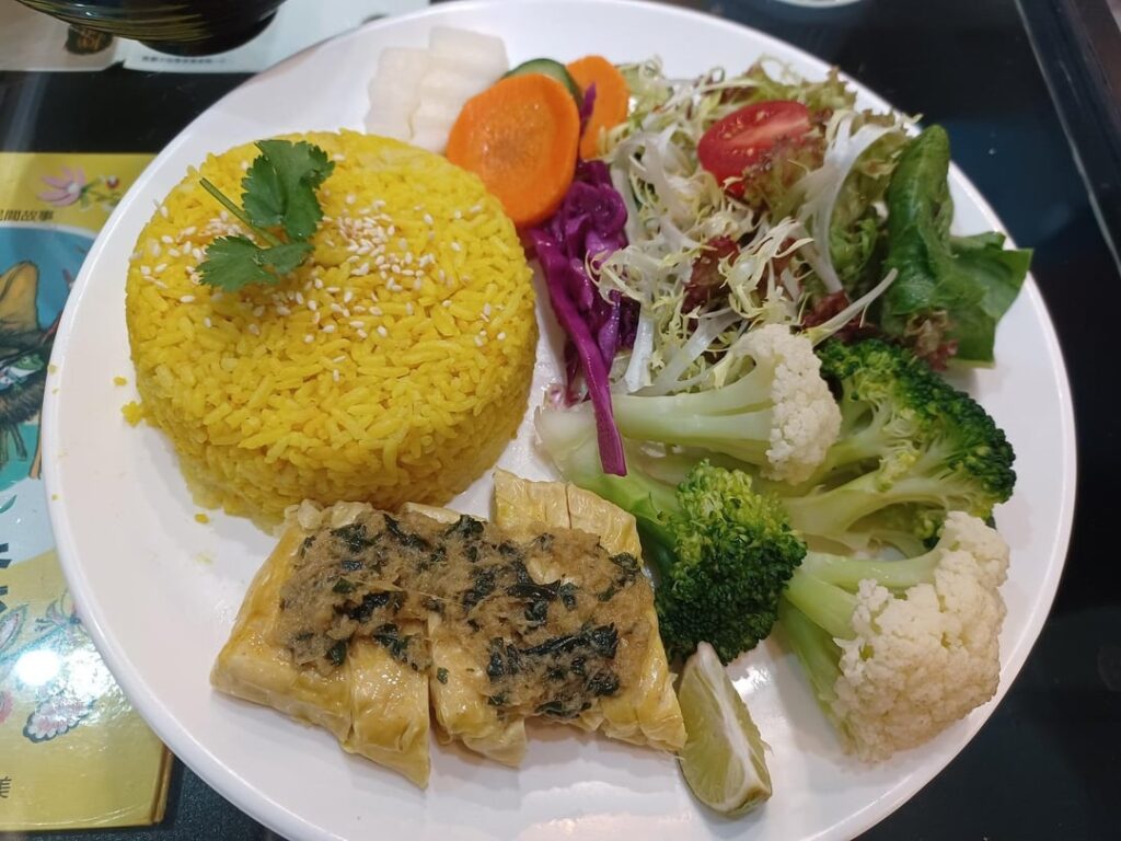 Vegan toy museum restaurant HK